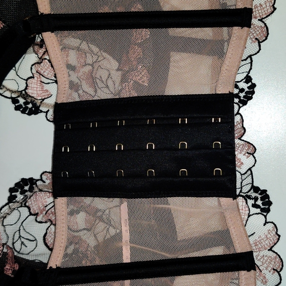 VS Very Sexy Lightly-lined Quarter Cup Bustier - Picture 8 of 8